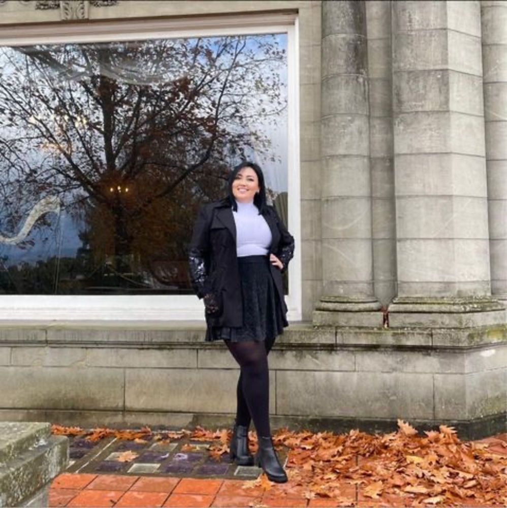 Meet your Posher, Marina